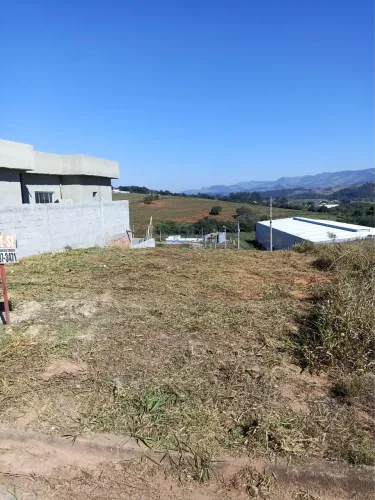 Terreno com escritura em Congonhal- MG