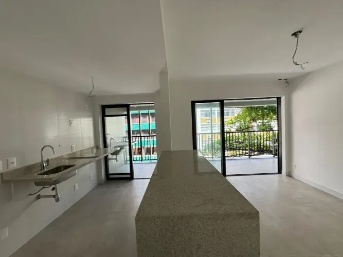 Leblon - R. Juquiá - 100m² - 3 qtos e 1 suíte - Rio de Janeiro - RJ