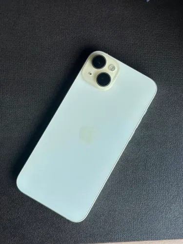 iPhone 15 Plus