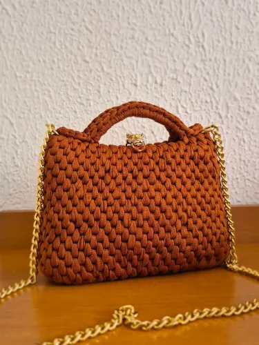 Bolsa feita à mão em crochê (Nova)