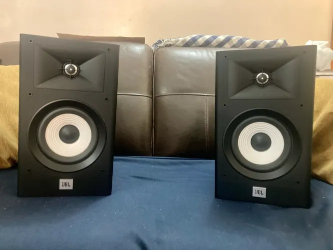 Par de caixas JBL