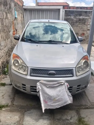 Ford Fiesta Sed. 1.6 8V Flex 4P 2009