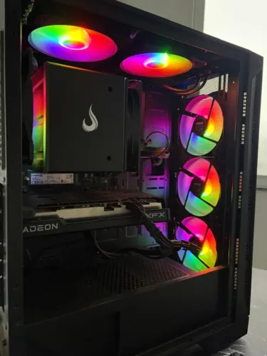 PC GAMER COMPLETO - RYZEN 7 + RX 6650 XT - 32GB DDR5