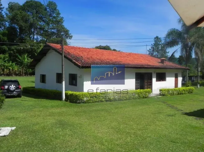 Chácara com 9 dormitórios à venda, 10 m² por R$ 1.200.000 - Chácaras Guanabara - Guararema