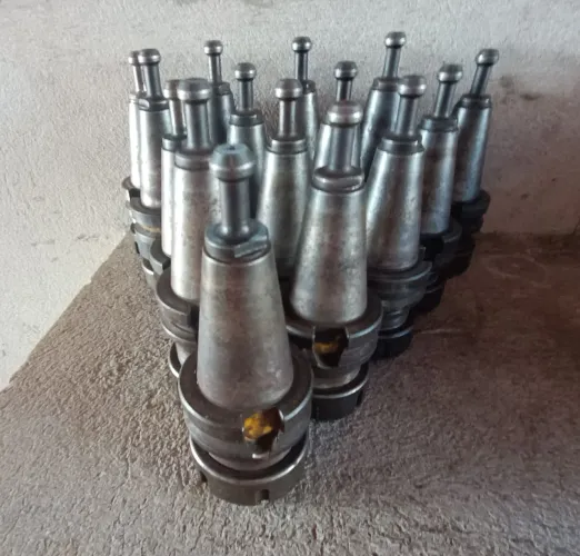 CONE BT40 PORTA PINÇA ER40 