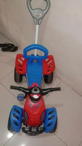 Quadriciclo infantil 