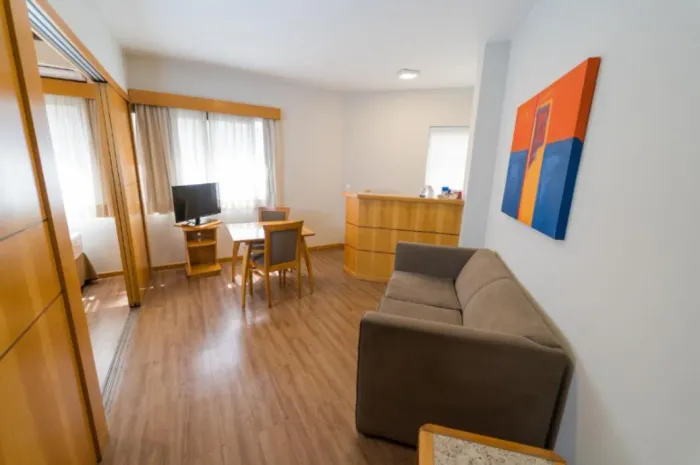 Rarus Flats - Flat para alugar - Edifício Hampton Park