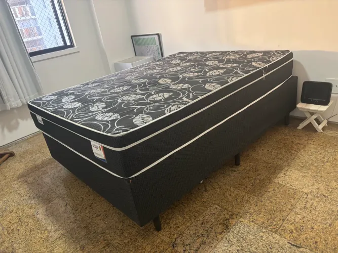Cama box casal