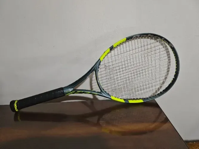 Raquete De Tênis Babolat Pure Aero 100 300g 2026 L3 