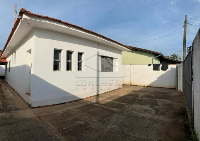 Casa Padrão em Lençóis Paulista