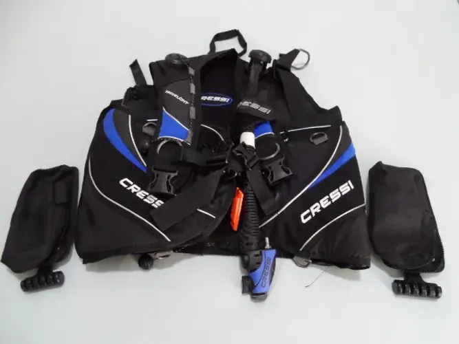 Equipamento Completo de Mergulho (Menos Cilindro) Leia a descrição