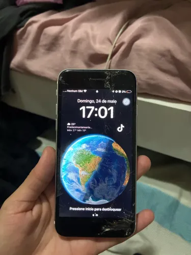 iPhone SE 2020 64GB Branco - Tela Quebrada