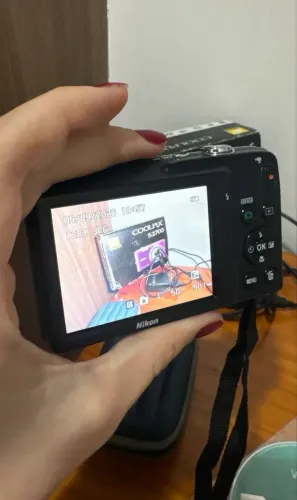 Câmera fotográfica Nikon Coolpix S2700