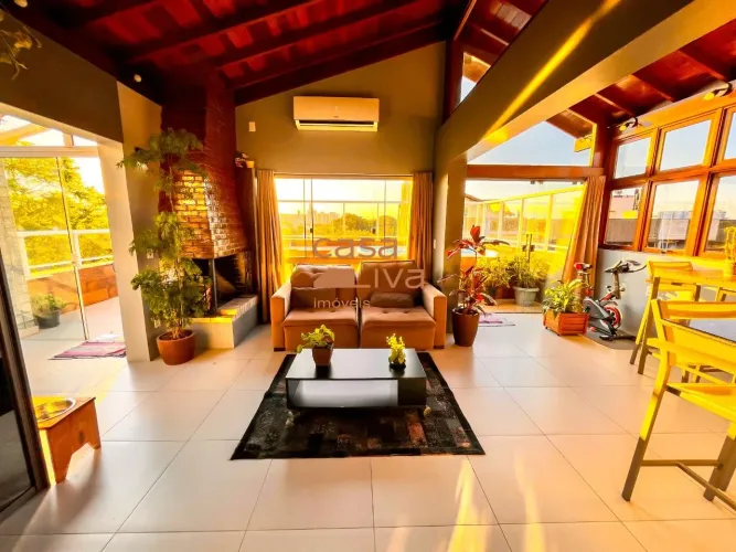 Cobertura com Piscina Privativa à Venda na Zona Norte de Porto Alegre - 168 m² | 2 Vagas |