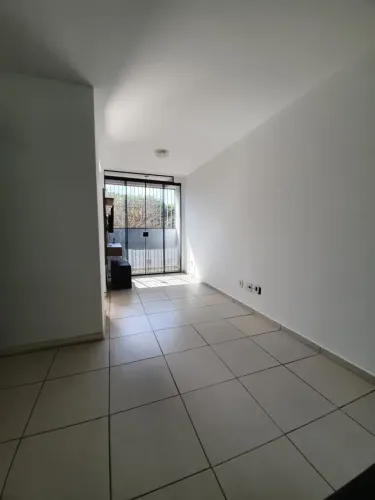 Desocupado! Apto 1Q Riacho Fundo1! 37m²! C/Elevador! Ac.Financiamento!