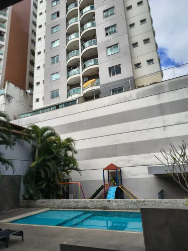 Três Rios (Praça JK) - Apartamento com 1 quarto, garagem.