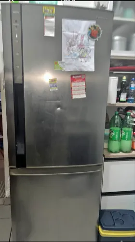Geladeira inverter Panasonic