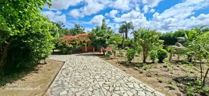 CHÁCARA COM CASA, POMAR E CÓRREGO EM ARTULÂNDIA - PRÓXIMO A JARAGUÁ