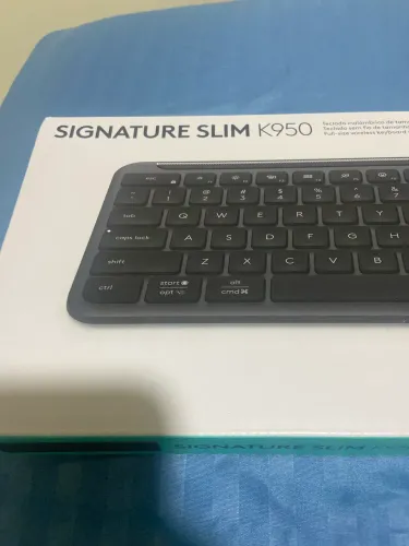 Teclado Signature Slim K950 - PC