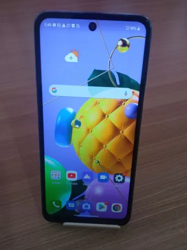 Celular barato LG k62