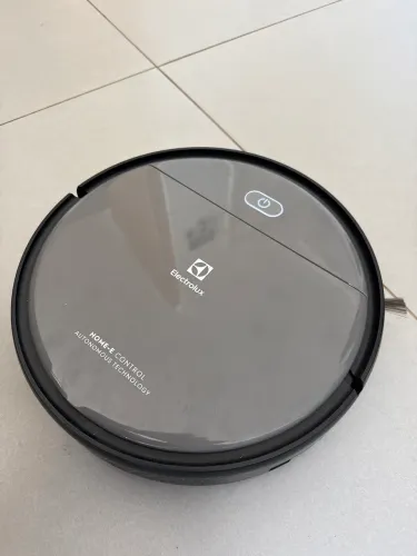 Robô aspirador Electrolux ERB20