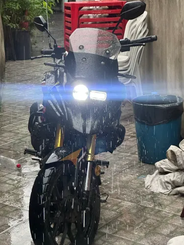Storm 200 adesivada bmw