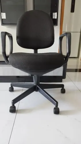 Cadeira Giratória Giroflex para escritório