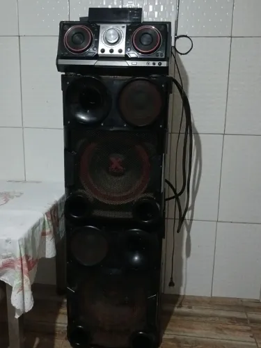 Vende-se som lg cm9730 