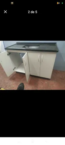 Gabinete de Cozinha com Granito