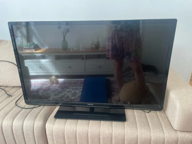 Tv 42 - Philips com aparelho Roku