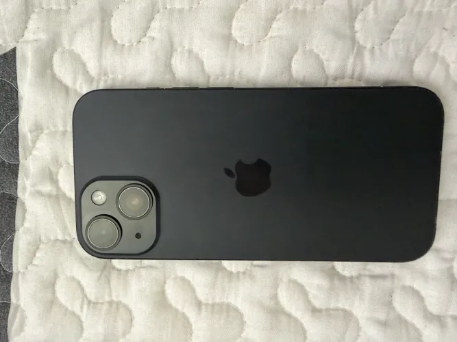 ? iPhone 15 - 256GB Preto 