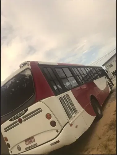 Vende-se ou troca por Van ou Micro-Ônibus