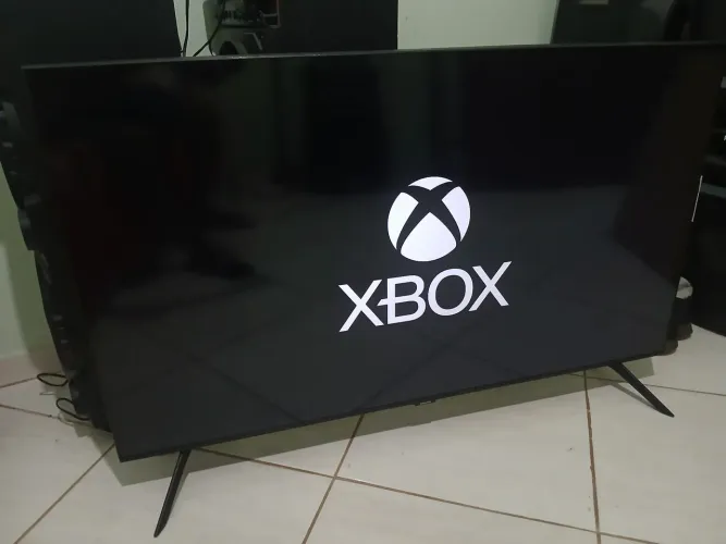TV Smart 50 4k UHD ( Com detalhe  )