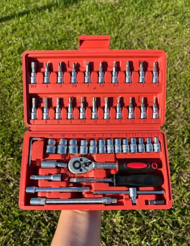 Kit Profissional 46 Peças Aço CRV Completo Com Maleta Soquete 1/4 Chave Catraca