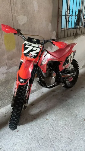 Vendo CRF 240 2014 top.