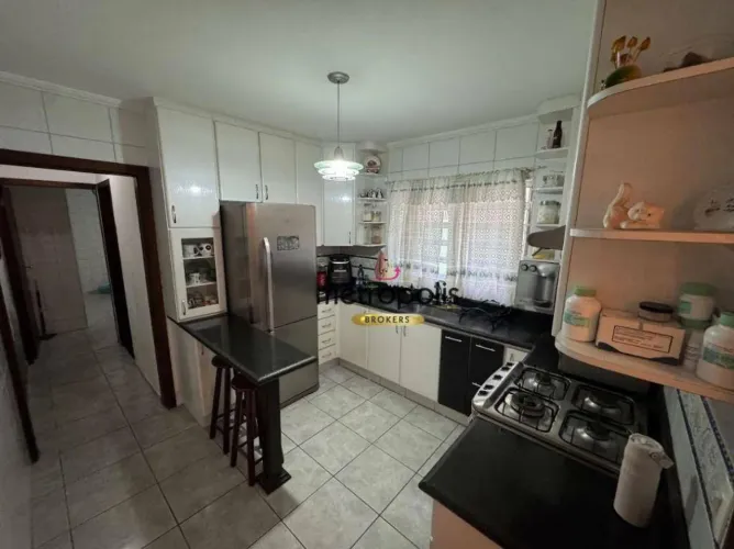 Sobrado com 3 dormitórios à venda, 386 m² por R$ 5.000.000,00 - Nova Petrópolis - São Bern