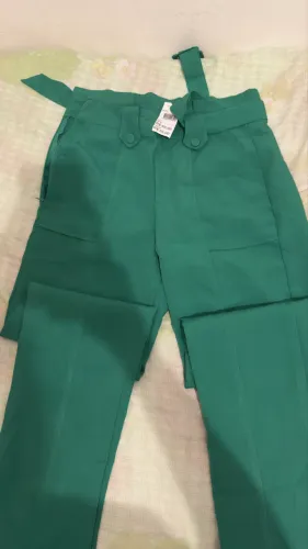 Vendo roupa usada