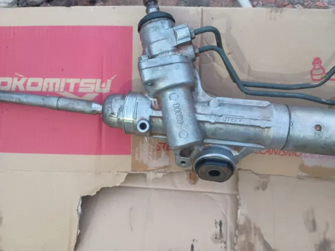 Caixa de direção da Hilux