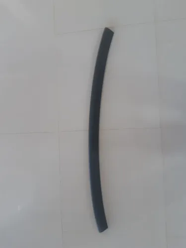 Moldura superior da tampa traseira da saveiro cross