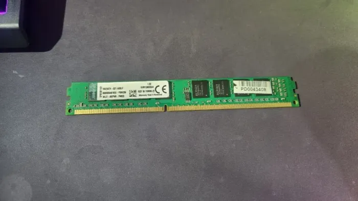 Memória ram Kingston ddr3 azul 4gb KVR13N9S8/4