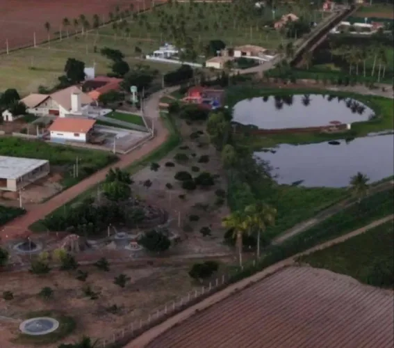 Lote no condomínio de chácaras Vale das Garças