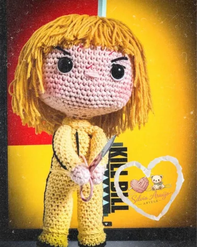 Amigurumis, peças em crochê e biscuit
