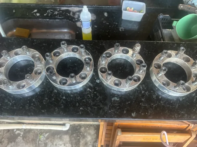 Vendo alargador para rodas de caminhonete 