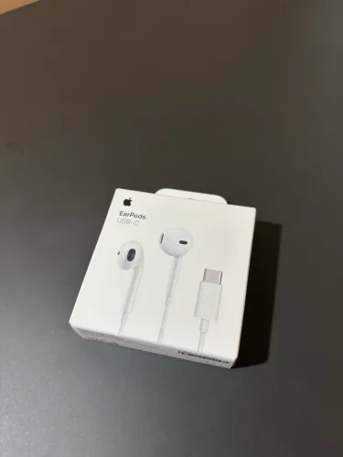 Apple Earpods USB-C