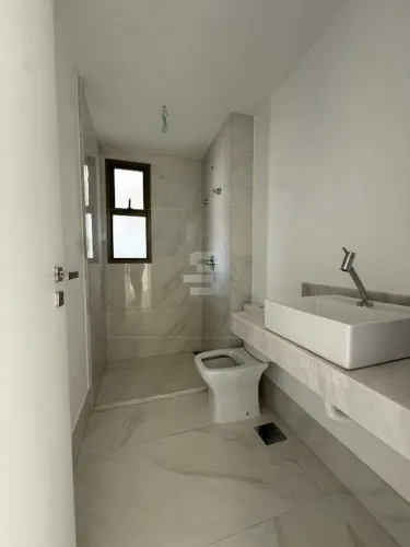 ED. SPACE 177- Apartamento 3 quartos com 2 suítes, frente e sol da manhã.