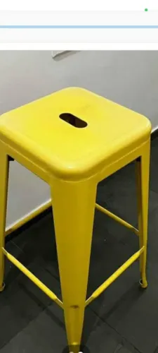 3 Banquetas modelo industrial da Tramontina nova
