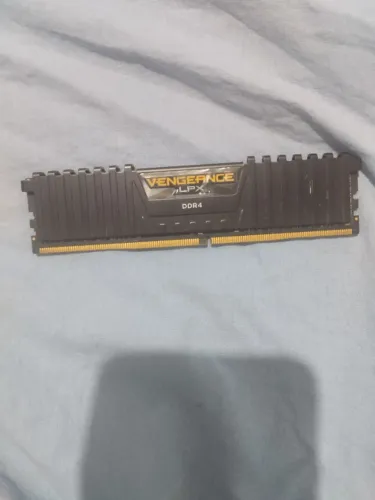 Memória DDR4 Corsair Vengeance LPX 16GB Cl 18 3600MHz