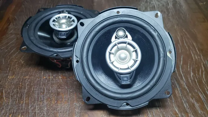 PAR alto-falante JBL Selenium 5TR6A (linha Multi System)