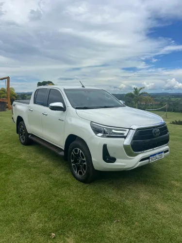 Toyota Hilux CD SRX 4X4 2.8 TDI 16V Diesel Aut. 2022