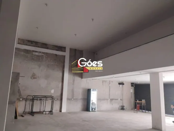 Salão comercial com 490 m² para locação em Ribeirão Pires, SP
